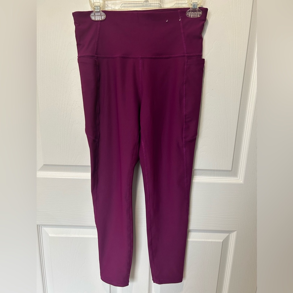 Xersion Magenta Quick Dry Ankle Legging Size Medium 7/8